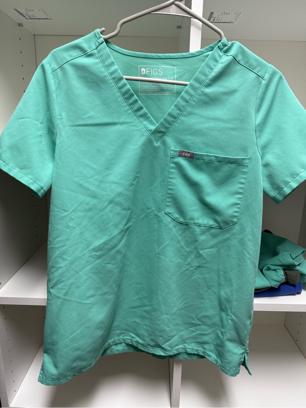 FIGS surgical green Catarina V-Neck Scrub Top